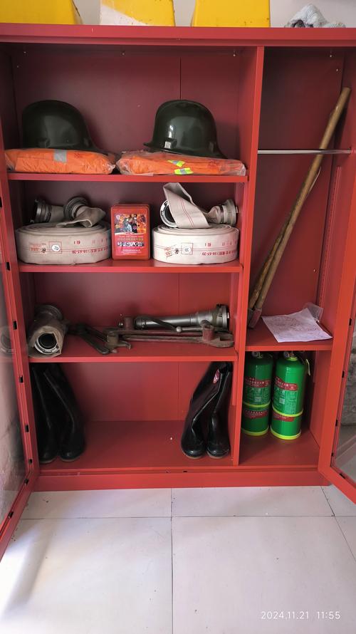 消防器材箱物品配置_消防队装备柜_消防员装备箱